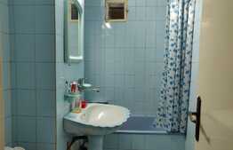 Apartament de 3 camere, decomandat, 68 mp, cartierul Dambul 