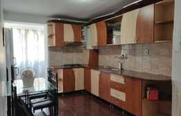 Apartament spatios de 3 camere, 98 mp, cartierul Rovinari