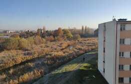 Apartament spatios de 3 camere, 98 mp, cartierul Rovinari