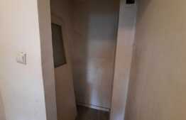 Investiție! Apartament cu 2 camere, semidecomandat, 40 mp, zona Dâmbu