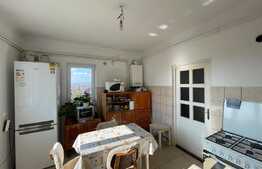 Casa de vânzare, 2 camere, teren 5,1 ari, în Ernei!