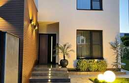 Casa ultrafinisata , modern /lux  ,265mp utili, 830mp teren ,in Corunca