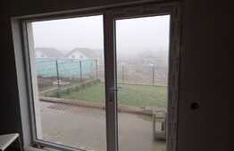 Casa semifinisata 115 mp cu teren 315 mp, in Livezeni