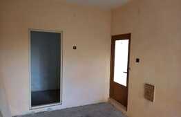 Casa de 100 mp in Sangeorz, in apropiere de centrul localitatii