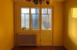 Investiție! Apartament cu 2 camere, semidecomandat, ideal pentru un cuplu, zonă semicentrală