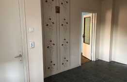 Investiție! Apartament cu 2 camere, semidecomandat, ideal pentru un cuplu, zonă semicentrală