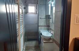 Apartament de 3 camere, 60 mp in cartierul Dambu