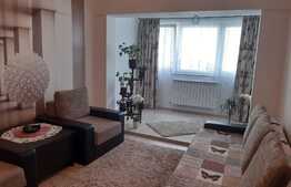 Apartament de 3 camere, 60 mp in cartierul Dambu