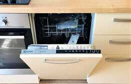 Apartament de 2 camere, renovat, mobilat modern, cartierul Tudor