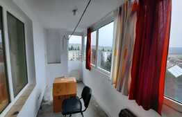 Apartament de 3 camere, 53 mp utili, bloc reabilitat termic, zona Dambu!
