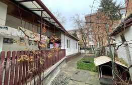 Casa de vânzare cu 4 camere, 118 mp, zona piața Armatei
