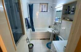 Apartament de 3 camere, 62 mp, decomandat, zona Dâmbu