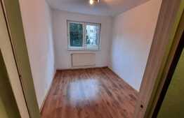 Apartament cu 3 camere decomandat, 60 mp, in Dambu Pietros!