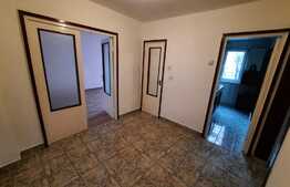 Apartament cu 3 camere decomandat, 60 mp, in Dambu Pietros!