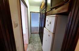 Apartament cu 3 camere decomandat, 60 mp, in Dambu Pietros!