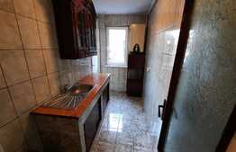 Apartament cu 3 camere decomandat, 60 mp, in Dambu Pietros!