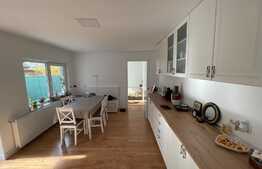 Casa cu trei camere, 110 mp, zonă Gara Mică