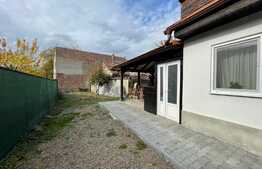 Casa cu trei camere, 110 mp, zonă Gara Mică