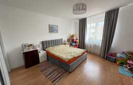 Casa cu trei camere, 110 mp, zonă Gara Mică