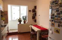 Apartament de 2 camere, decomandat, ideal pentru o familie, zona Tudor