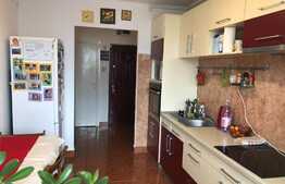 Apartament de 2 camere, decomandat, ideal pentru o familie, zona Tudor