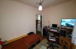 Apartament de 3 camere, 65 mp, zona Cantemir