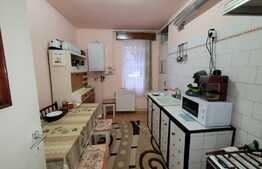 Apartament de 3 camere, 65 mp, zona Cantemir