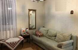  Apartament de 3 camere, 57 mp, zonă semicentrală