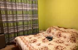 Apartament cu 3 camere, decomandat, ideal pentru o familie, zona Dâmbu