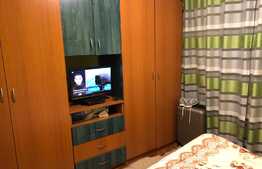 Apartament cu 3 camere, decomandat, ideal pentru o familie, zona Dâmbu