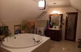 Casa de 200 mp ultrafinisata cu teren de 600 mp in Targu Mures