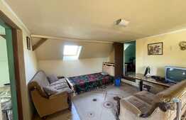 Casa cu 6 camere, 220 Mp în zona Piața armatei