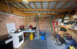 Casa cu 6 camere, 220 Mp în zona Piața armatei