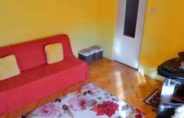 Apartament de 2 camere, decomandat, ideal pentru o familie, zona Tudor