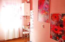 Apartament de 2 camere, decomandat, ideal pentru o familie, zona Tudor