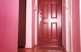 Apartament de 2 camere, decomandat, ideal pentru o familie, zona Tudor