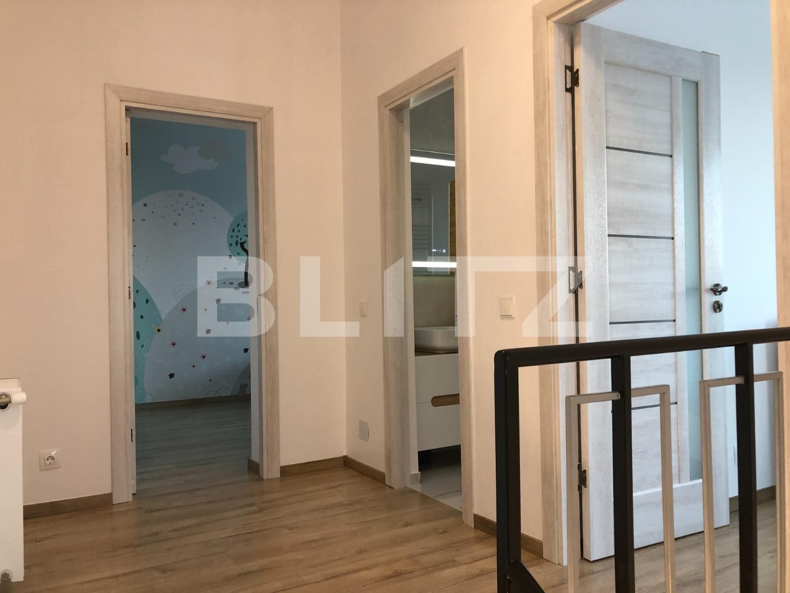 Apartament tip penthouse de vanzare 4 camere decomandat Targu Mures BLITZ 77601AV | Poza11