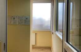 Apartament de 3 camere, 80 mp, zonă semicentrală