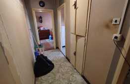 Investiție! Apartament cu 2 camere, semidecomandat, zonă Centrală