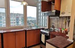 Apartament de închiriat de 3 camere, 60 mp, în zona Dacia!