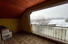 Casa de vânzare cu 5 camere, 1100 mp teren, Periș 