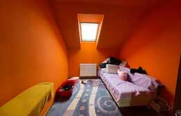 Casa de vânzare cu 5 camere, 1100 mp teren, Periș 