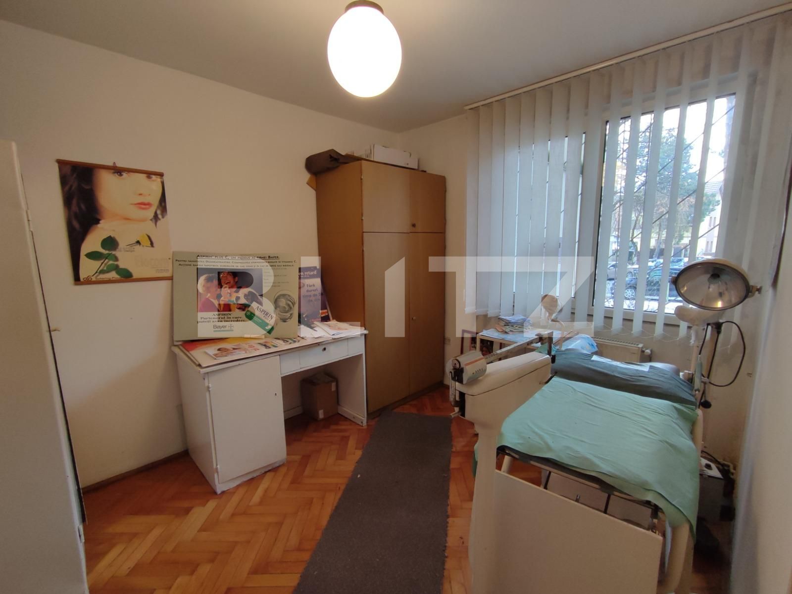 Apartament de vanzare 5 camere semidecomandat circular cabinet medical Targu Mures BLITZ 79543AV | Poza4