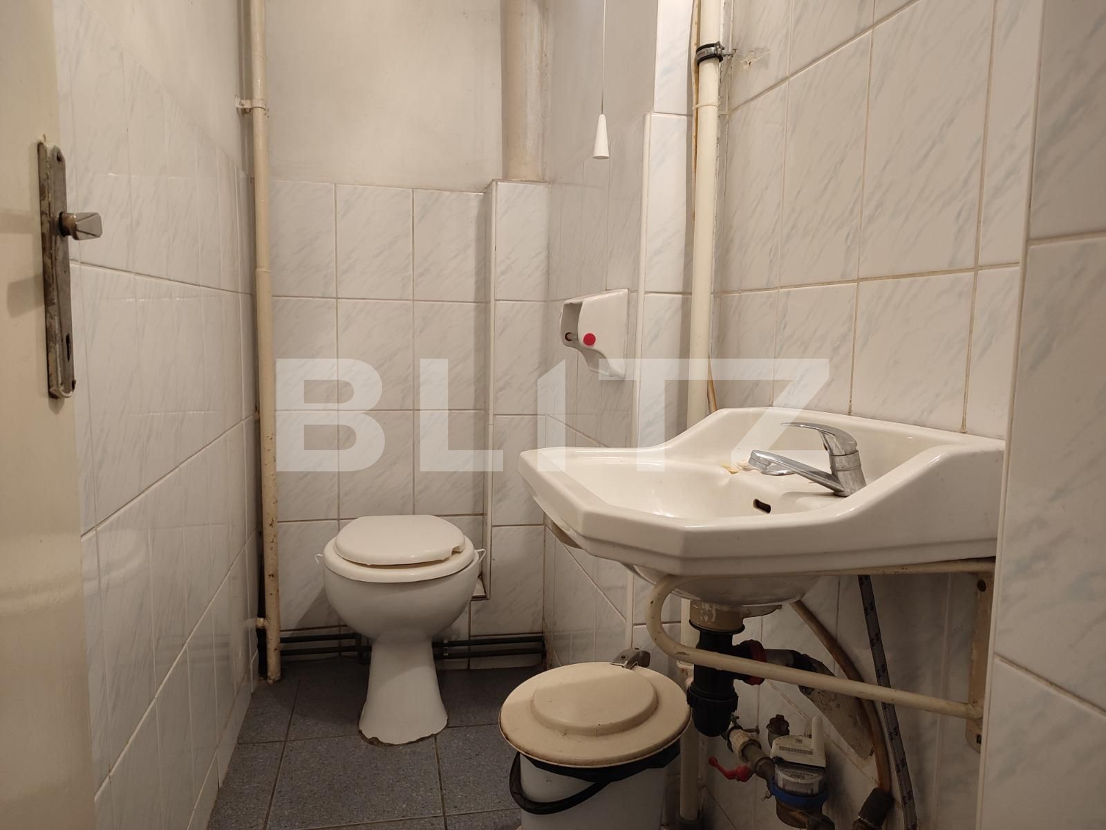 Apartament de vanzare 5 camere semidecomandat circular cabinet medical Targu Mures BLITZ 79543AV | Poza11