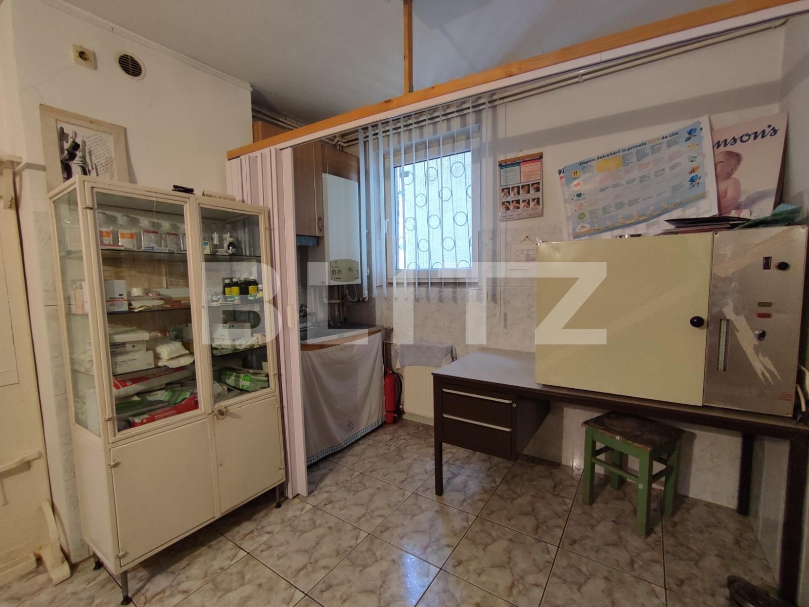 Apartament de vanzare 5 camere semidecomandat circular cabinet medical Targu Mures BLITZ 79543AV | Poza7