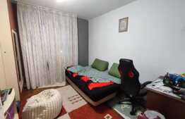 Apartament cu 3 camere, 67 mp utili, decomandat, zona 7 Noiembrie