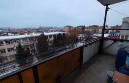 Apartament cu 3 camere, 67 mp utili, decomandat, zona 7 Noiembrie