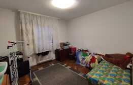 Apartament cu 3 camere, 67 mp utili, decomandat, zona 7 Noiembrie