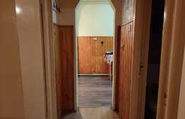 Apartament cu 3 camere, 64 mp utili, decomandat, zona Mureșeni