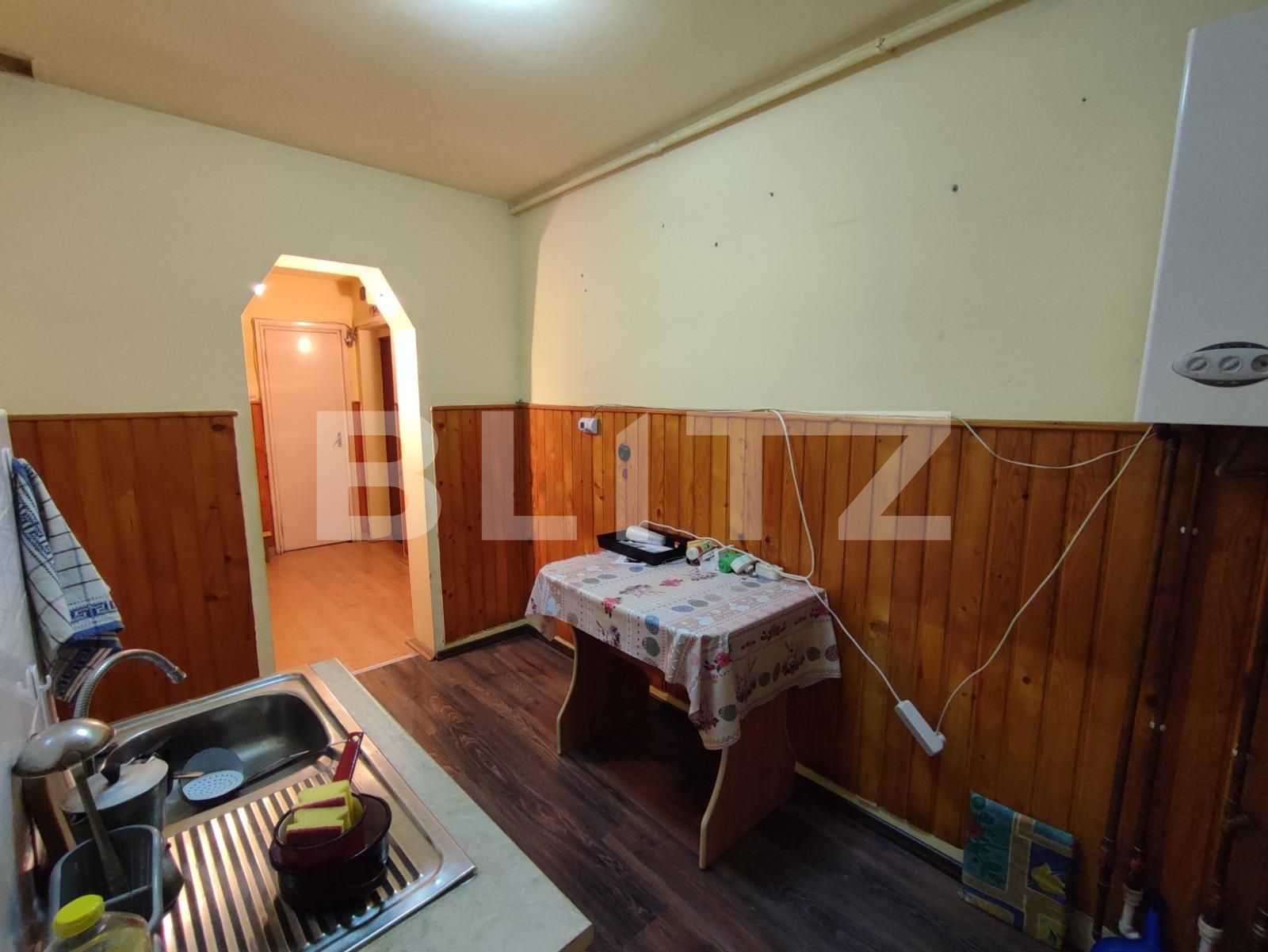 Apartament de vanzare 3 camere decomandat circular Targu Mures BLITZ 79567AV | Poza3